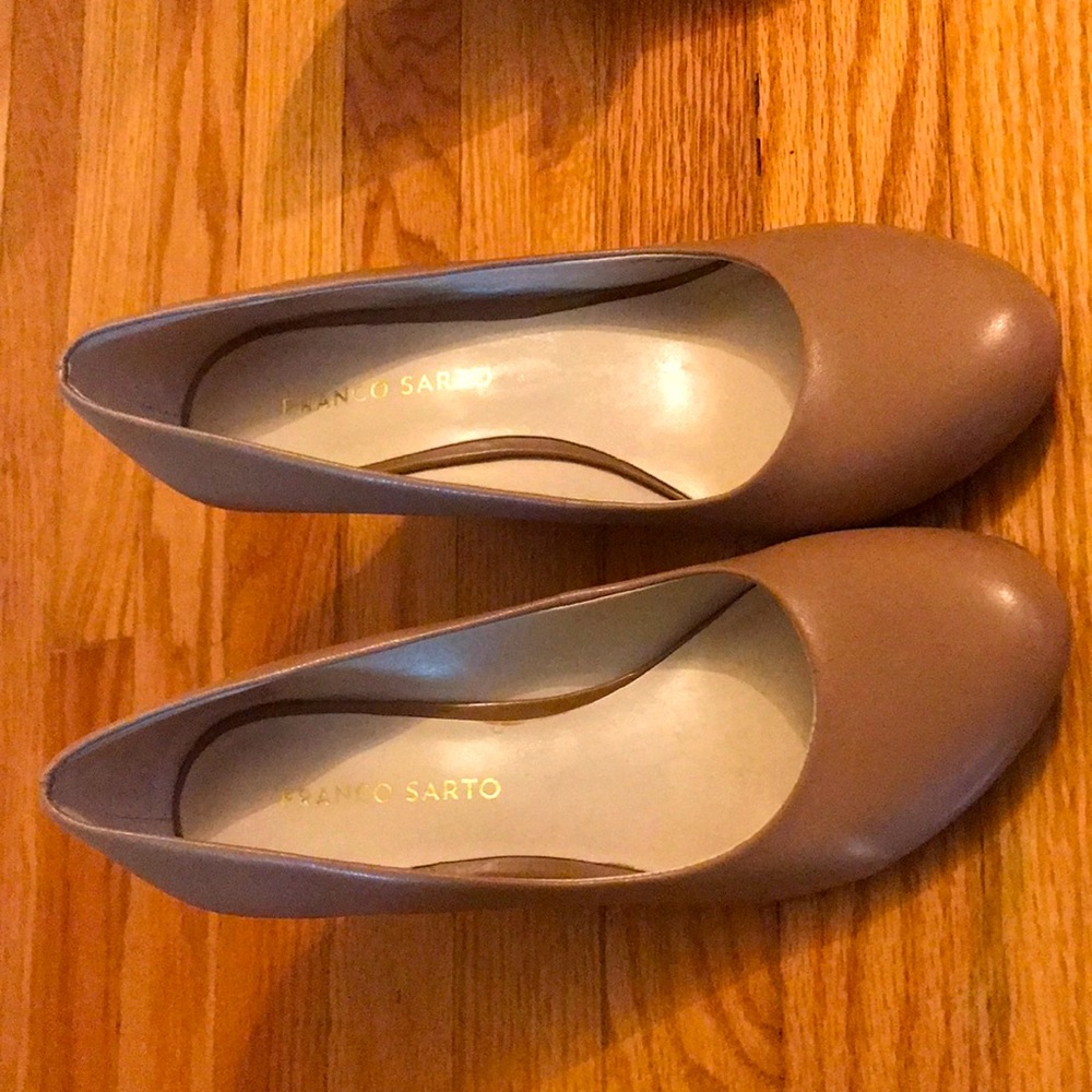 Franco Sarto nude leather wedges size 7.5